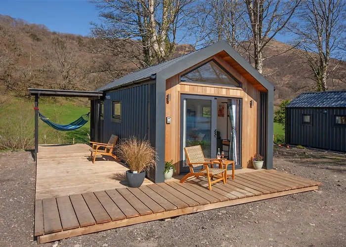 Appin Holiday Homes -Caravans, Lodges, Shepherds Hut And Train Carriage Stays