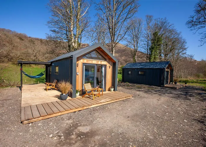 Appin Holiday Homes -Caravans, Lodges, Shepherds Hut And Train Carriage Stays