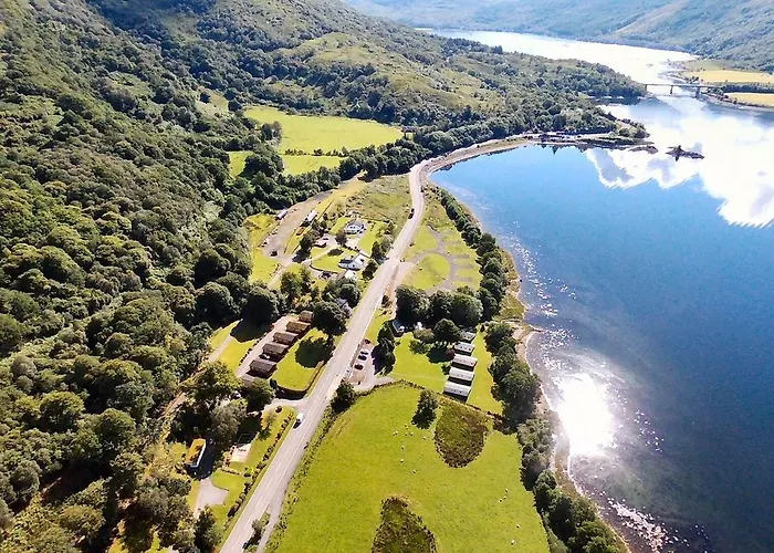 Appin Holiday Homes -Caravans, Lodges, Shepherds Hut And Train Carriage Stays