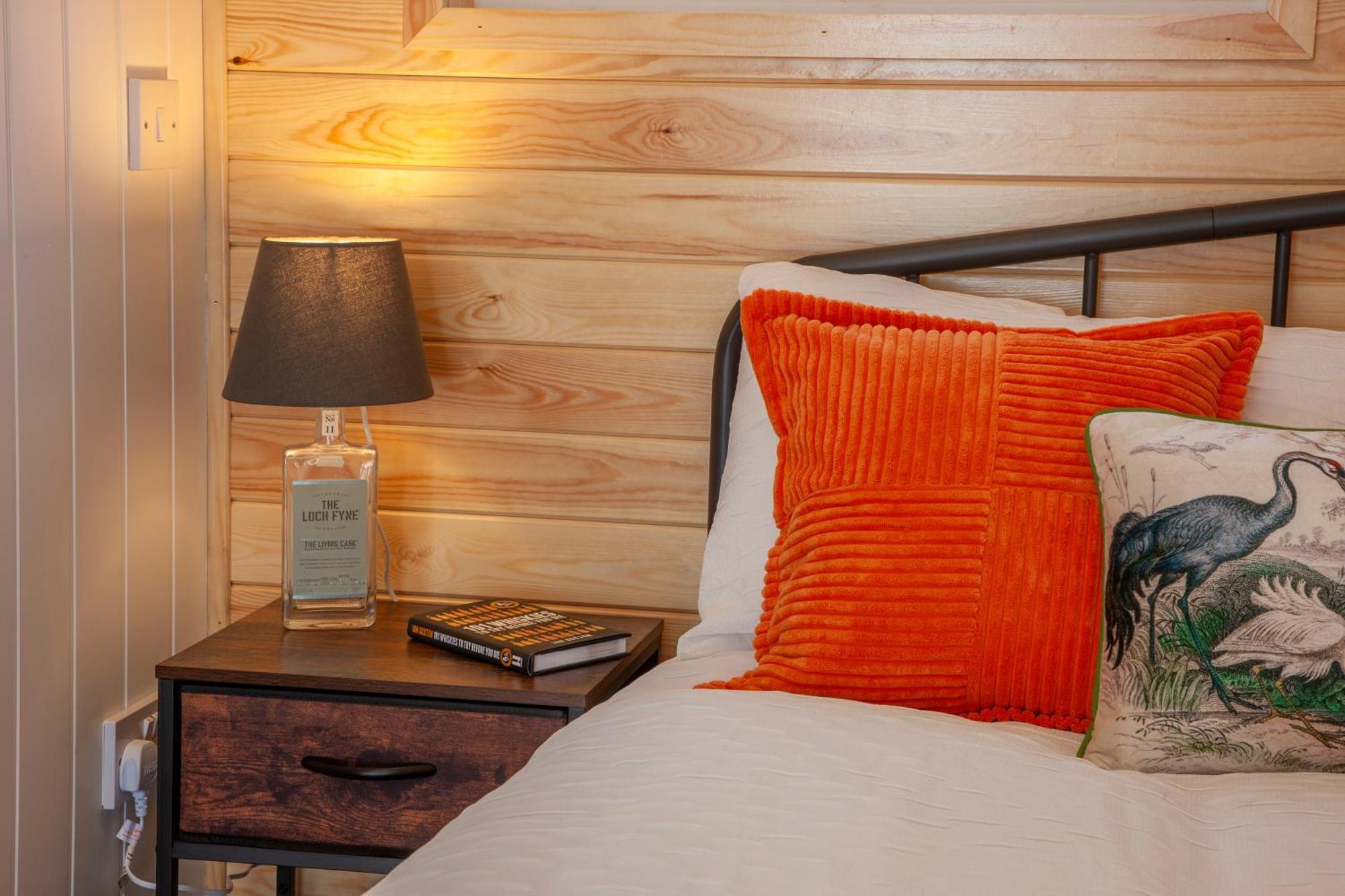 Homes -caravans, Lodges, Shepherds Hut And Train Carriage * Appin